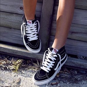 Vans Classic Slim Hi Top Sneakers